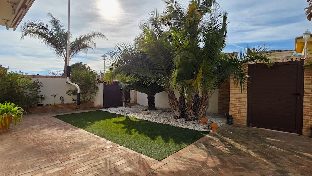 Property 2464 - Image 20